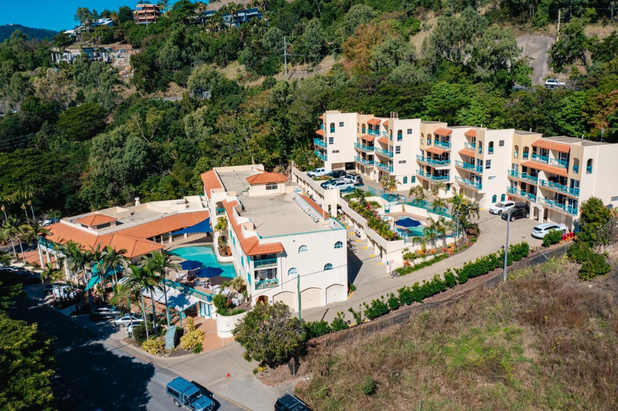 Shingley Beach Resort - Whitsundays Airlie Beach Exterior photo