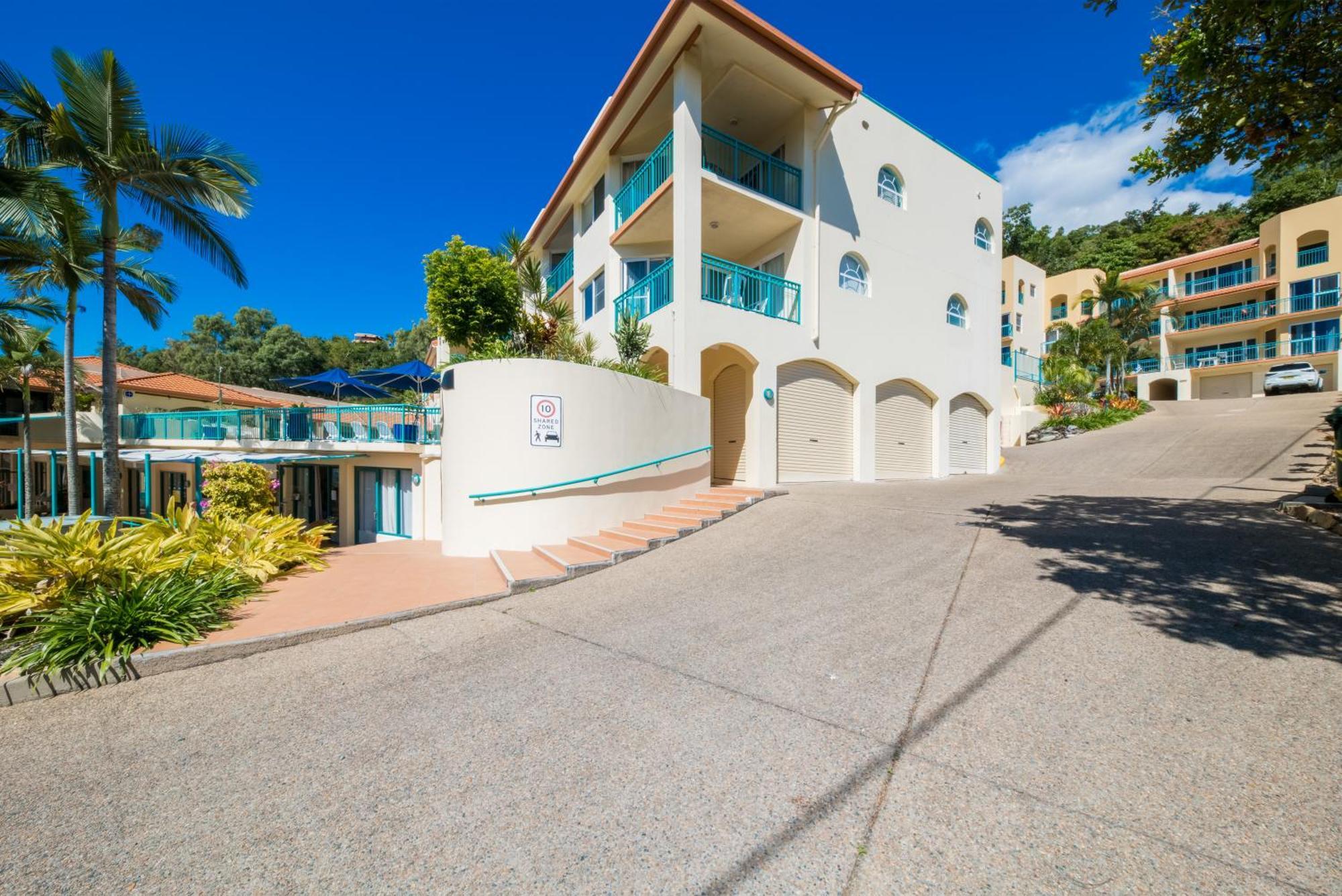 Shingley Beach Resort - Whitsundays Airlie Beach Exterior photo