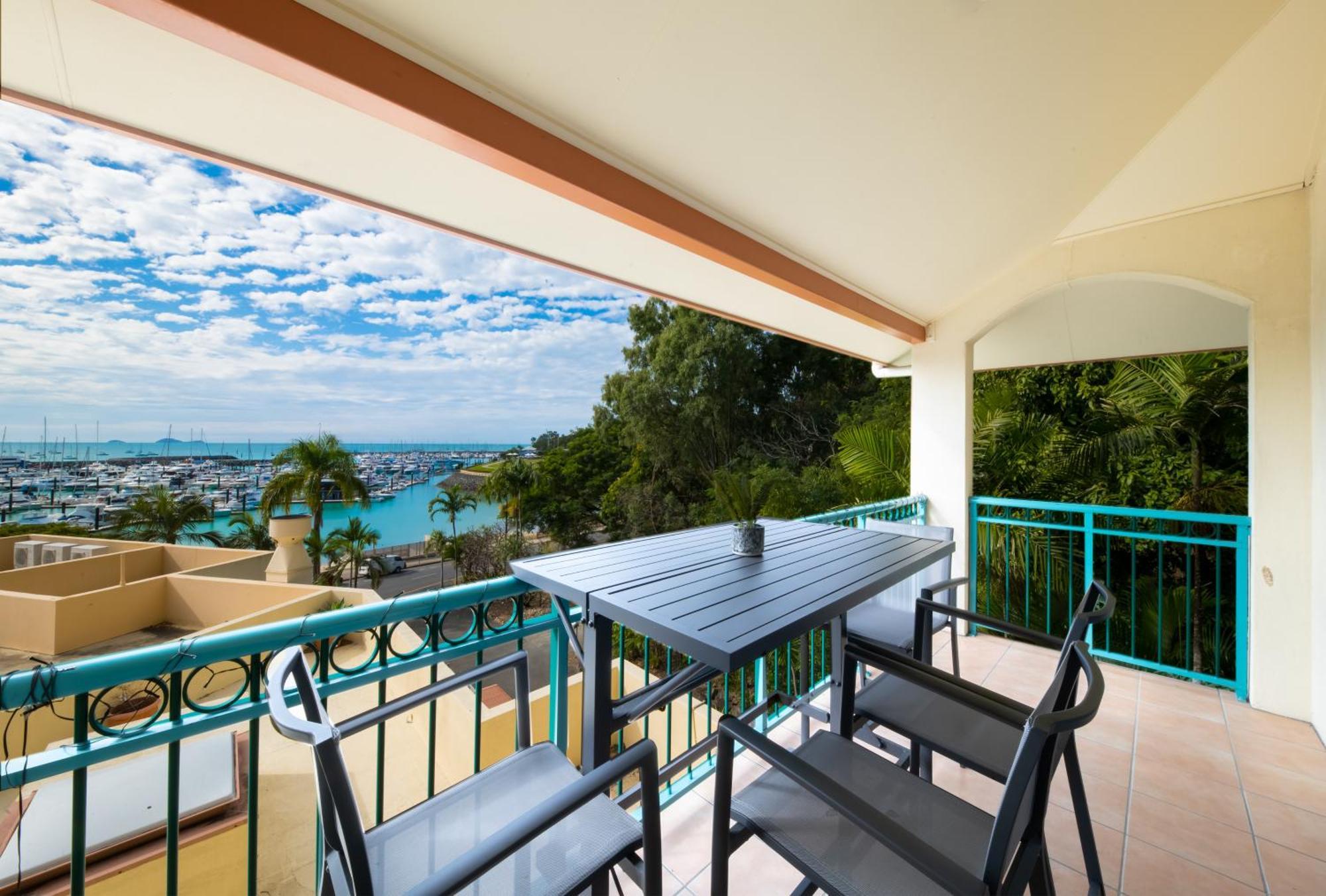 Shingley Beach Resort - Whitsundays Airlie Beach Exterior photo
