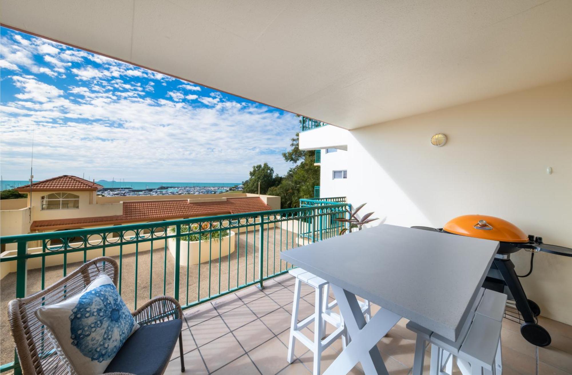 Shingley Beach Resort - Whitsundays Airlie Beach Exterior photo