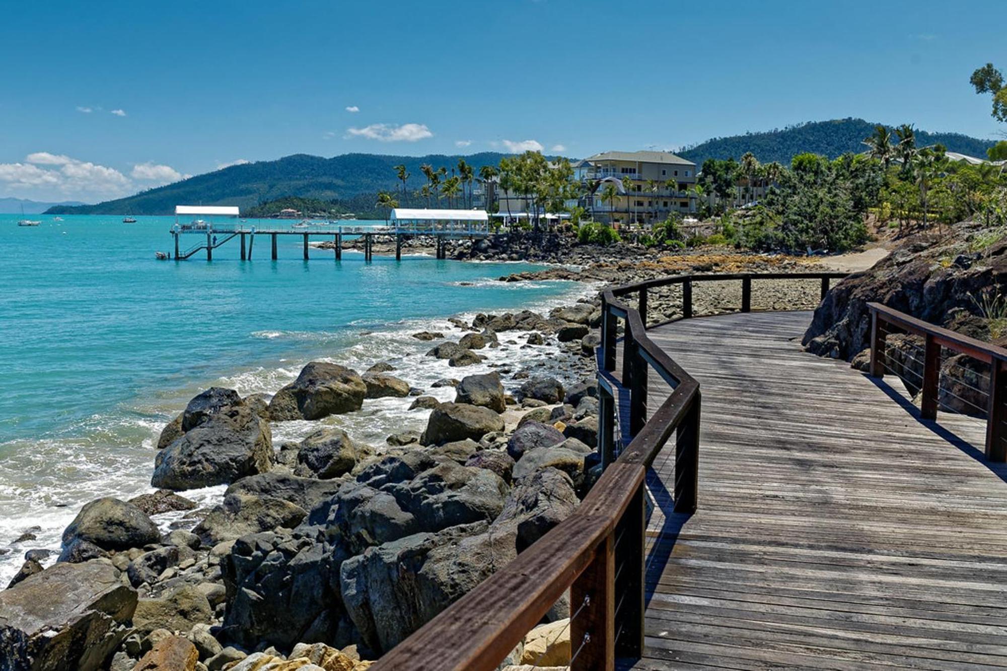 Shingley Beach Resort - Whitsundays Airlie Beach Exterior photo